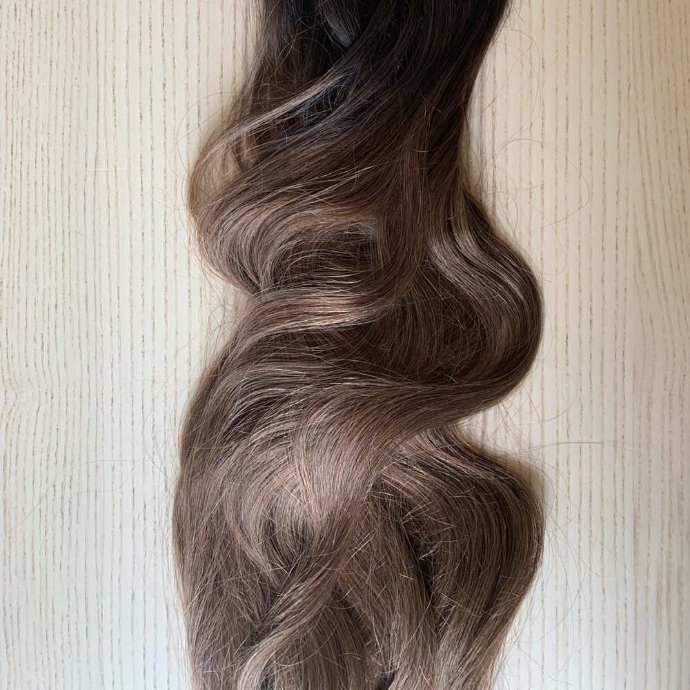 Hair Couture 7pc Clip On 22” Human Hair Extensions